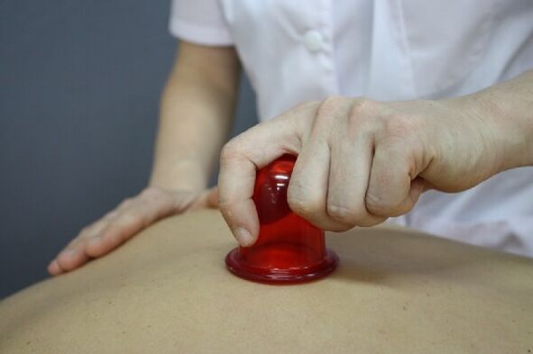 cupping tausa don kashin baya osteochondrosis